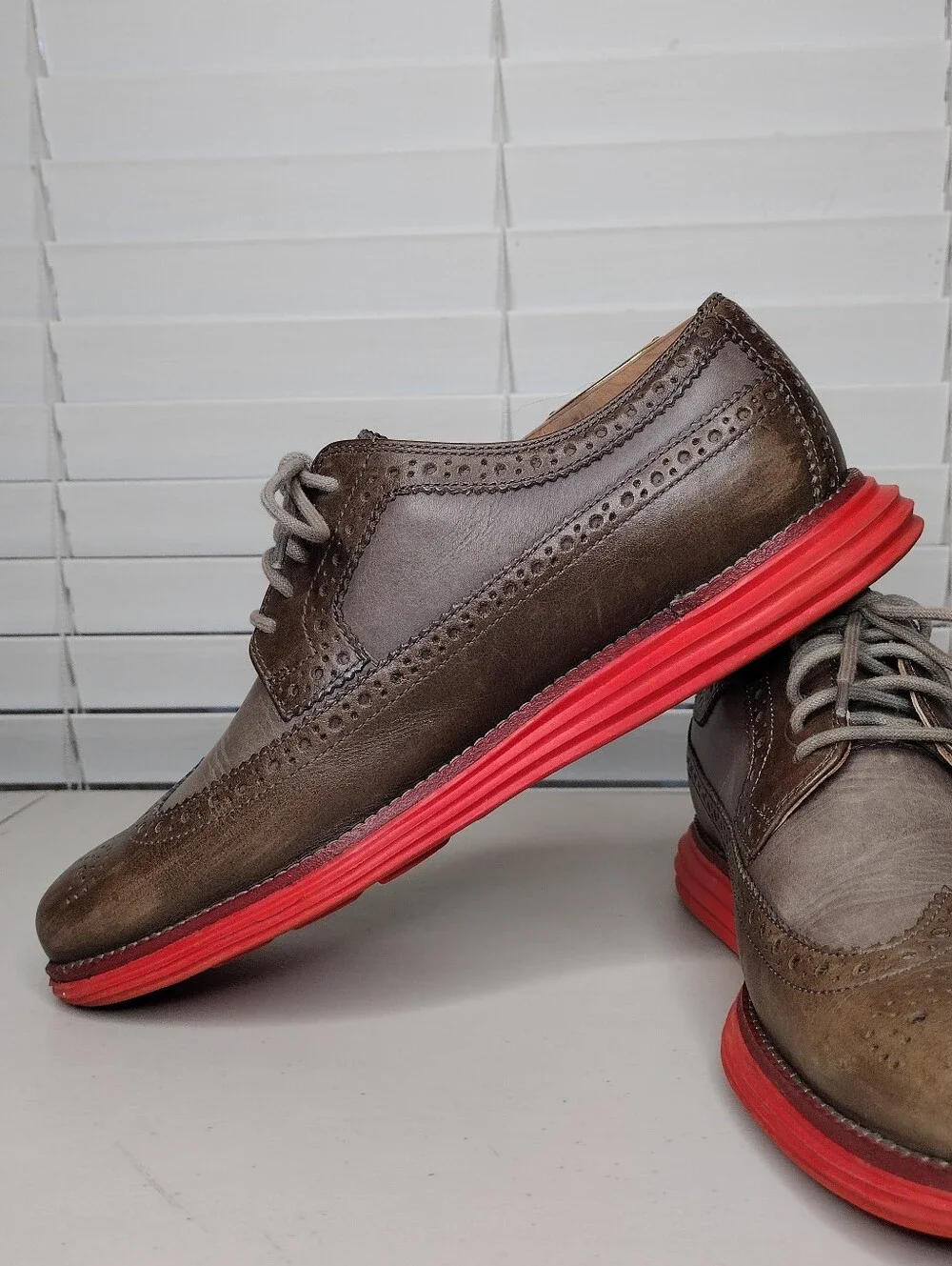 Cole Haan Brown Lace-Up Wingtip Oxfords Sz 8.5-9